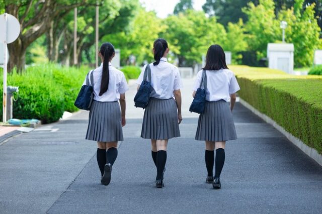 Ιαπωνία 2021: Καταργείται ο έλεγχος για λευκά εσώρουχα στους μαθητές