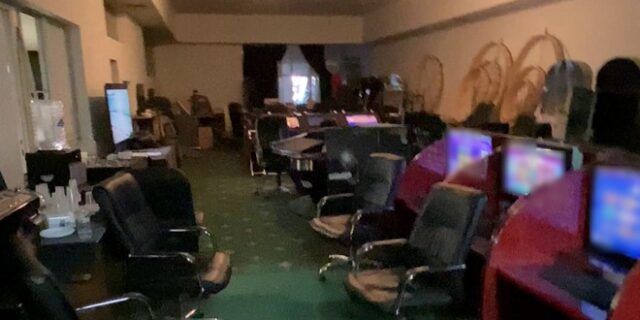 Lockdown: Είχαν διαμορφώσει υπόγειο πολυκατοικίας σε παράνομο καζίνο