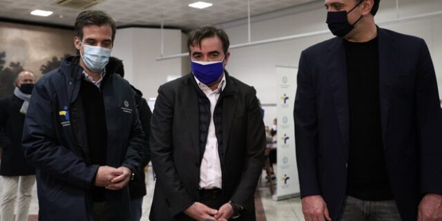 Κικίλιας: Οι μεταλλάξεις του κορονοϊού δημιουργούν νέα δεδομένα