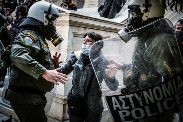 Για πόσο ακόμα η Κυβέρνηση θα παίρνει ρεβάνς;