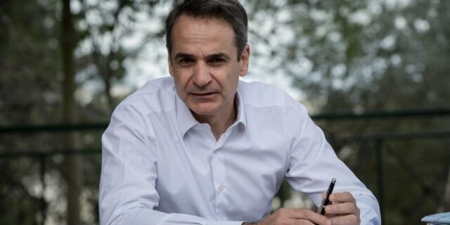Η κυβέρνηση ξέχασε τους “γκέι εξωγήινους στον Υμηττό”