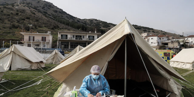 Λάρισα: 120 οικίσκοι αναμένονται για τους σεισμόπληκτους – Συνεχίζονται οι γεωλογικές έρευνες