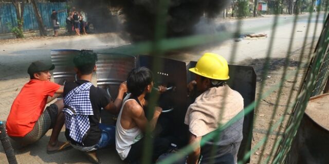 Μιανμάρ: “Λουτρό αίματος” με τουλάχιστον 38 νεκρούς σε μια μέρα