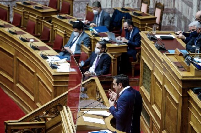 Στη Βουλή σήμερα η αντιπαράθεση Μητσοτάκη – Τσίπρα για την Νέα Σμύρνη