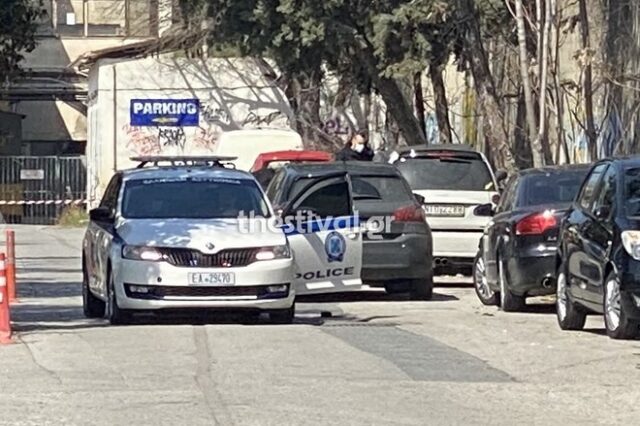 Θεσσαλονίκη: 36χρονος εντοπίστηκε νεκρός δίπλα στο αυτοκίνητό του