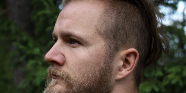 TikTok: Νέο φίλτρο “αφαιρεί” ψηφιακά τα γένια