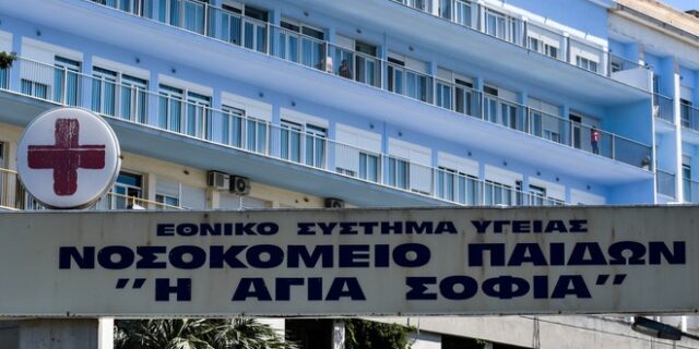 Μεσσηνία: Διασωληνωμένο νοσηλεύεται μωρό 4 μηνών – Συνελήφθη ο 20χρονος πατέρας του