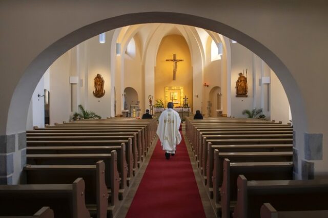 Κορονοϊός: Κλειστές οι εκκλησίες το Πάσχα στη Γερμανία
