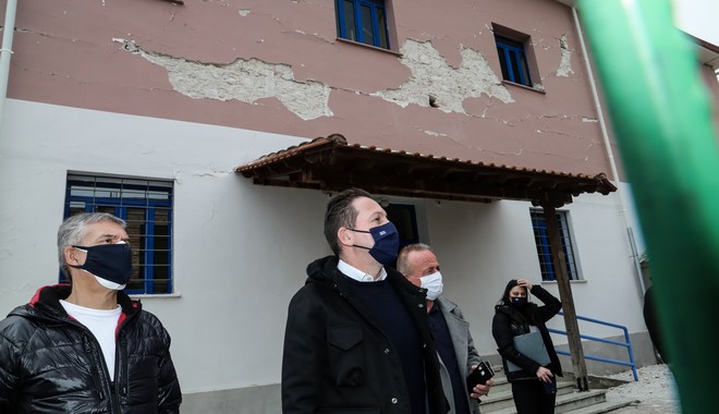 Πέτσας: “Πέντε εκ. ευρώ για αποκατάσταση ζημιών από τον σεισμό στη Θεσσαλία”