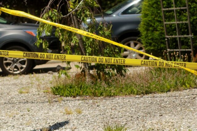 Άγριο έγκλημα: 14χρονη σκότωσε με κουζινομάχαιρο τη γιαγιά της