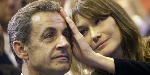 Ο Νικολά Σαρκοζί δεν ξεπέρασε ποτέ τους εξευτελισμούς της παιδικής του ηλικίας