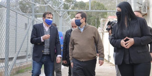 Σχοινάς από Λέρο: Η Ευρώπη δίπλα στην Ελλάδα
