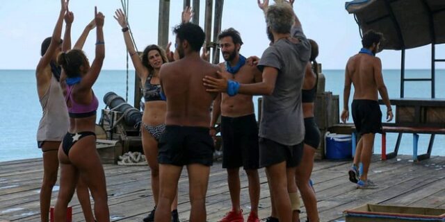 Survivor 4: Έξαλλοι οι Κόκκινοι με την απόφαση Καλλίδη να προσποιηθεί τραυματισμό – “Λίγη ντροπή”
