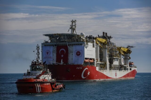 “Καταπέλτης” η Κομισιόν για Τουρκία: Να αποφύγει απειλές και μονομερείς ενέργειες