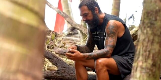 Survivor 4: Παραμένει απομονωμένος ο Τριαντάφυλλος – “Παίζεις θέατρο”