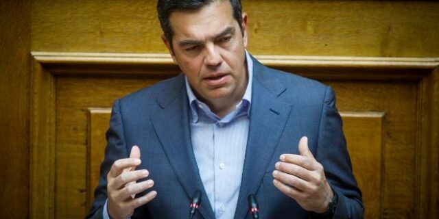 Τσίπρας: Από το γλέντι της Ικαρίας και μετά “ξηλώνεται το πουλόβερ” της κυβέρνησης