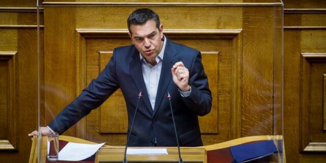 Βουλή: Η τοποθέτηση Τσίπρα κατά την συζήτηση της επίκαιρης ερώτησης του ΣΥΡΙΖΑ για ακρίβεια και ΔΕΗ – LIVE ΕΙΚΟΝΑ
