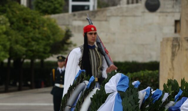 Τι (δεν) διδάσκει η Ιστορία: Εθνικόν το αληθές, αλλά πόσες αλήθειες;