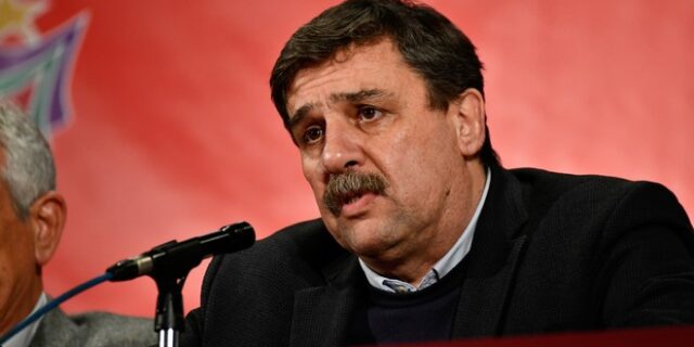 Ξανθός: “Στη δυσκολότερη καμπή της πανδημίας, ο πρωθυπουργός της χώρας είναι αλλού”
