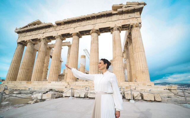 Μήπως η Ελένη Καραϊνδρου ζηλεύει την Αναστασία Ζαννή;