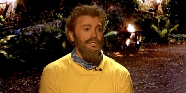 Survivor 4: Ο Τάκης Ζαχαράτος μεταμορφώθηκε σε Νίκο Μπάρτζη