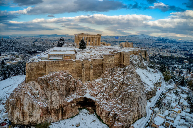 Η πολιορκία της Ακρόπολης από τον Κιουταχή μέσα από τα μάτια των αφανών