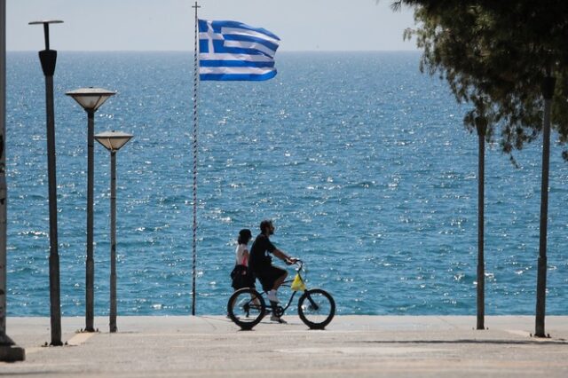 Καιρός: Βελτιωμένος με τοπικές νεφώσεις και κανονικές θερμοκρασίες