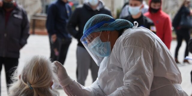 ΕΟΔΥ: Πού θα γίνονται την Τρίτη δωρεάν rapid test