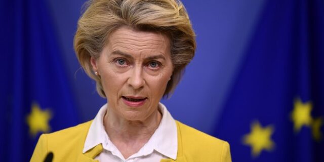 Κορονοϊός: Εμβολιάστηκε η Ούρσουλα Φον Ντερ Λάιεν