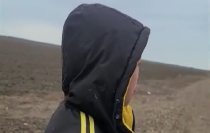 ΗΠΑ: Aσυνόδευτο παιδί στην έρημο ικετεύει συνοριοφύλακα