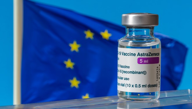 Εμβόλιο AstraZeneca: “Όχι” της ΕΕ σε 100 εκατομμύρια επιπλέον δόσεις