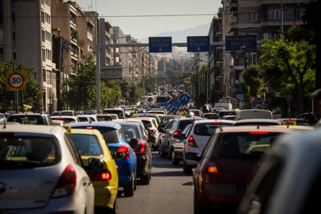 Τέλη κυκλοφορίας με τον μήνα: Πότε και πώς μπαίνουν μπρος τα ακινητοποιημένα οχήματα