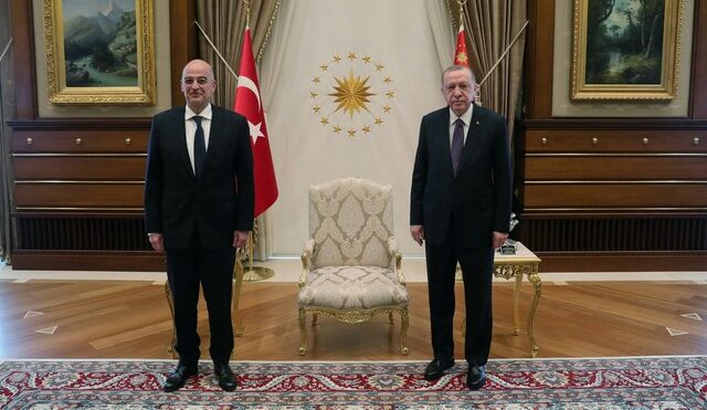 Τα 45 λεπτά του Δένδια με τον Ερντογάν στην Τουρκία – Σε εξέλιξη η συνάντηση με Τσαβούσογλου