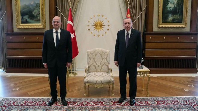 Τα 45 λεπτά του Δένδια με τον Ερντογάν στην Τουρκία – Σε εξέλιξη η συνάντηση με Τσαβούσογλου
