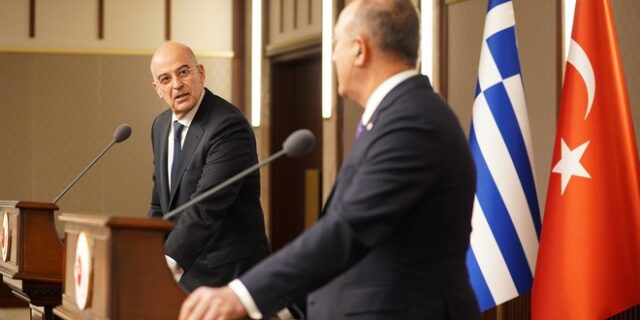 Επίσκεψη Τσαβούσογλου: Συναντήσεις με Μητσοτάκη και Δένδια