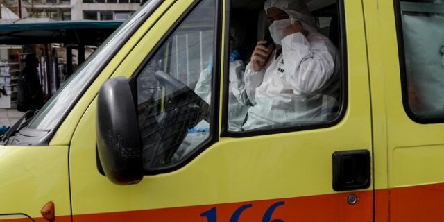Κορονοϊός: Θετικοί τέσσερις τραυματιοφορείς στο Νοσοκομείο Χαλκίδας