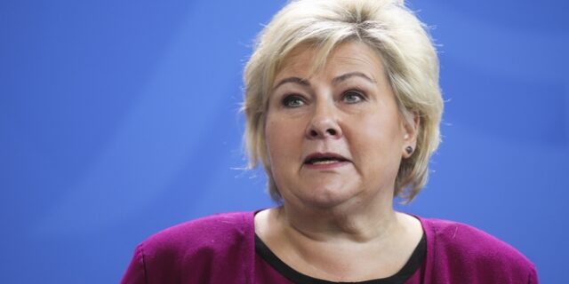 Νορβηγία: Πρόστιμο στη πρωθυπουργό για το πάρτι γενεθλίων εν μέσω πανδημίας