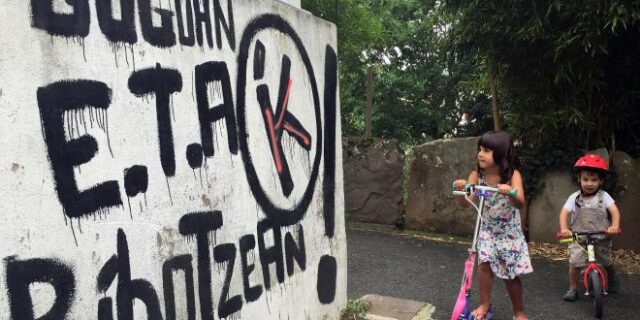 Πέθανε ο Χουλέν Μαδαριάγα – Ο τελευταίος εν ζωή ιδρυτής της βασκικής αυτονομιστικής οργάνωσης ΕΤΑ