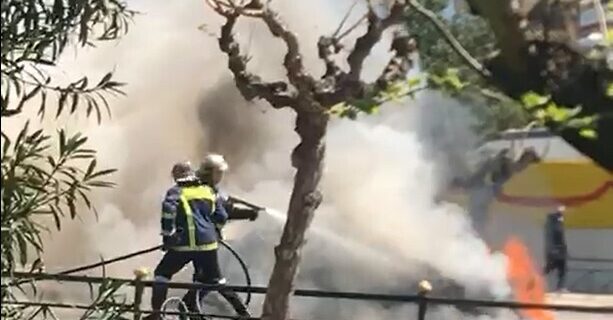 Ευαγγελισμός: Φωτιά σε όχημα έξω από την Εθνική Πινακοθήκη