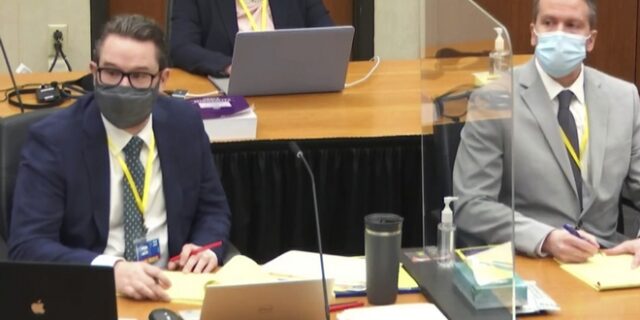 Δίκη για τη δολοφονία Φλόιντ: Δεν είχε σφυγμό όταν έφτασαν οι διασώστες