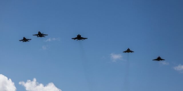 Γιατί πέταξαν μαχητικά αεροσκάφη πάνω από την Αθήνα