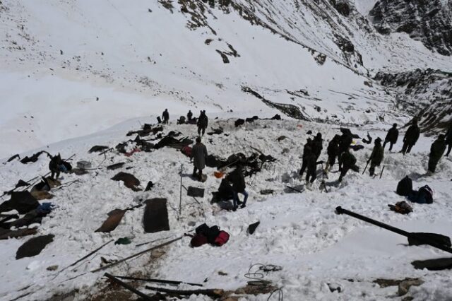 Ινδία: Τουλάχιστον οκτώ νεκροί από χιονοστιβάδα στα Ιμαλάια