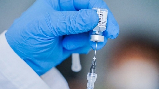 Εμβόλιο Johnson & Johnson: Στην Ελλάδα φτάνουν σήμερα οι πρώτες 33.600 δόσεις