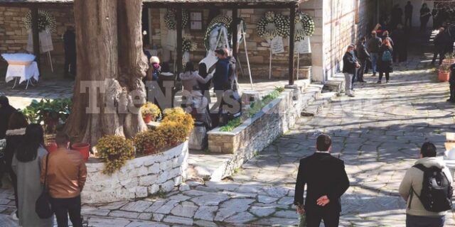 Μακρινίτσα: Σε κλίμα οδύνης το τελευταίο αντίο στα δύο αδέρφια