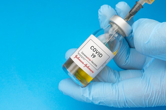 Η HRW και η Διεθνής Αμνηστία καλούν το Covax να δημοσιοποιήσει τις συμφωνίες με τους κατασκευαστές των εμβολίων