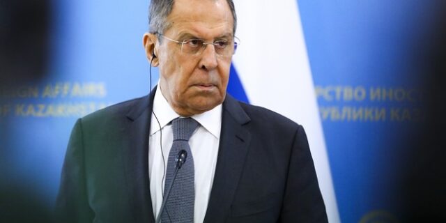 Ρωσία: Στο “ψυγείο” οι σχέσεις με το ΝΑΤΟ