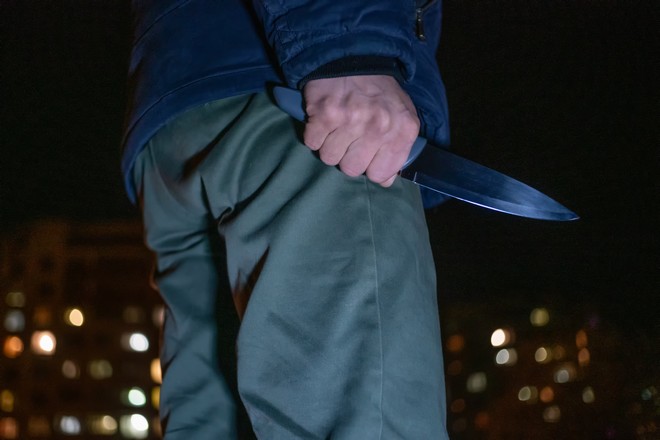 Κρήτη: 55χρονος ακινητοποίησε επίδοξο ληστή που κρατούσε μαχαίρι και σφυρί