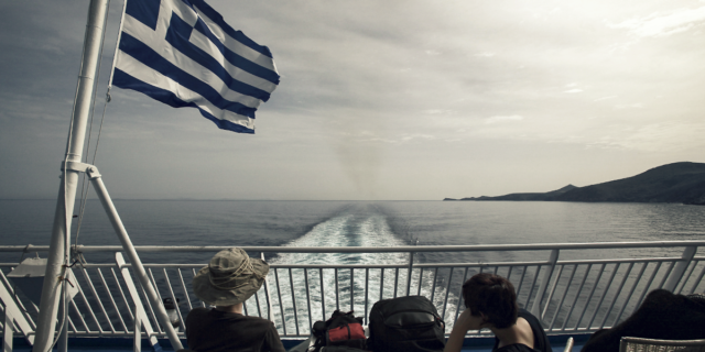 Από το Πάσχα στο καλοκαίρι: Οδηγός για τους ταλαιπωρημένους Έλληνες