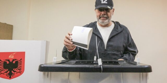 Εκλογές στην Αλβανία: Προβάδισμα στο κόμμα του Ράμα δίνει η καταμέρτηση
