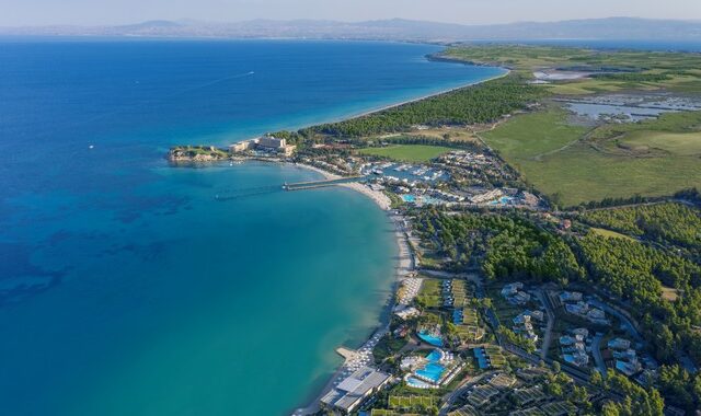 Sani Resort: Το πρώτο ελληνικό resort με μηδενικό αποτύπωμα άνθρακα